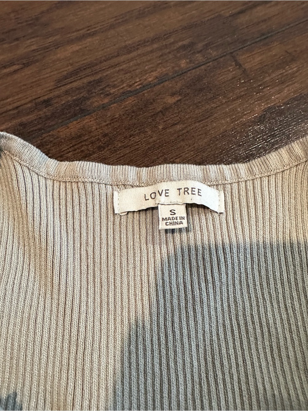 Love Tree Beige Ribbed Snap V-Neck Tank - Picture 2 of 2